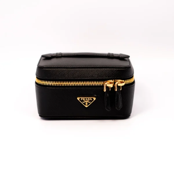 Hermoso neceser prada