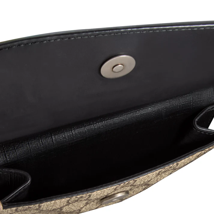 Riñonera Gucci GG Supreme Web - Image 6